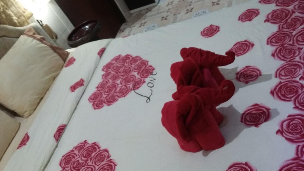 Jasmin Guest House Pattaya Bagian luar foto