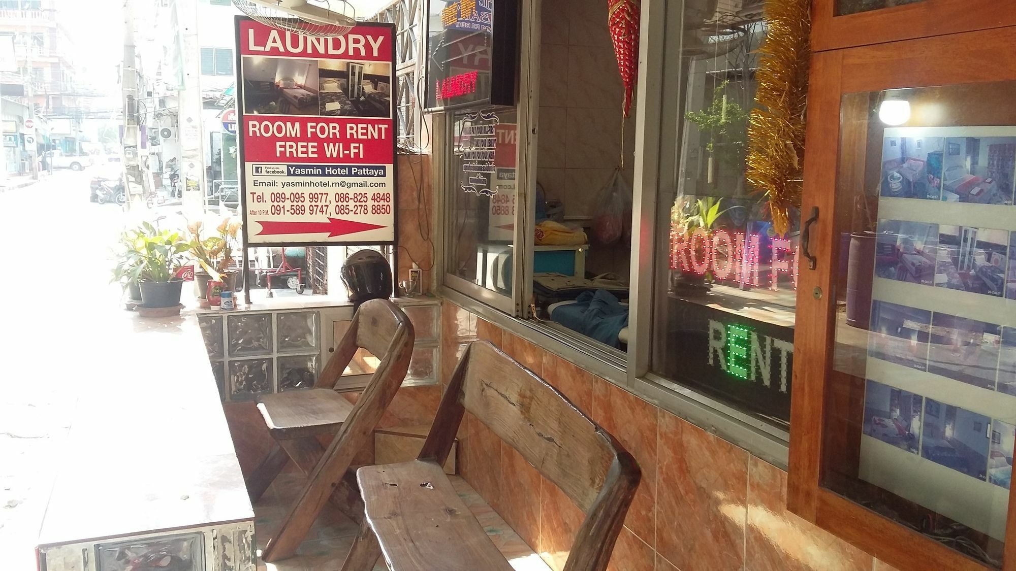 Jasmin Guest House Pattaya Bagian luar foto
